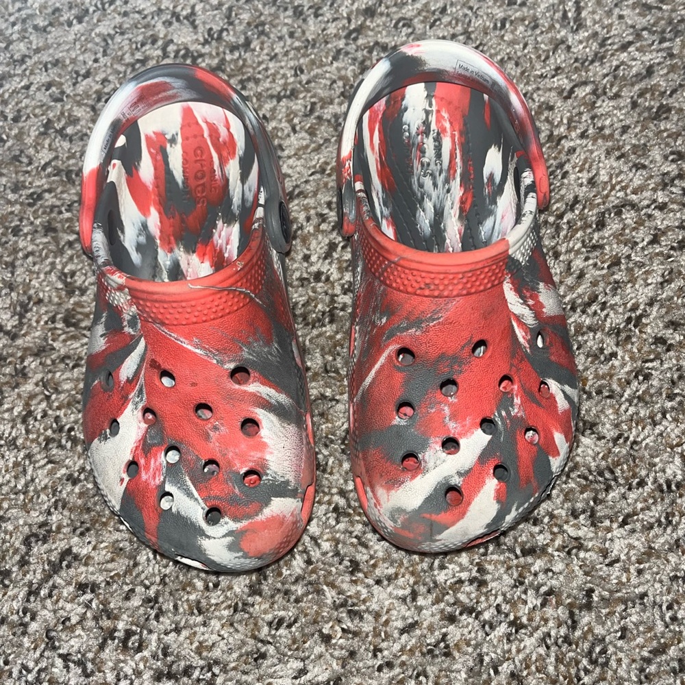 Toddler boy marble Crocs size 11